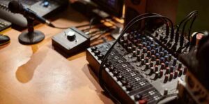 Why Businesses Should Start a Podcast
